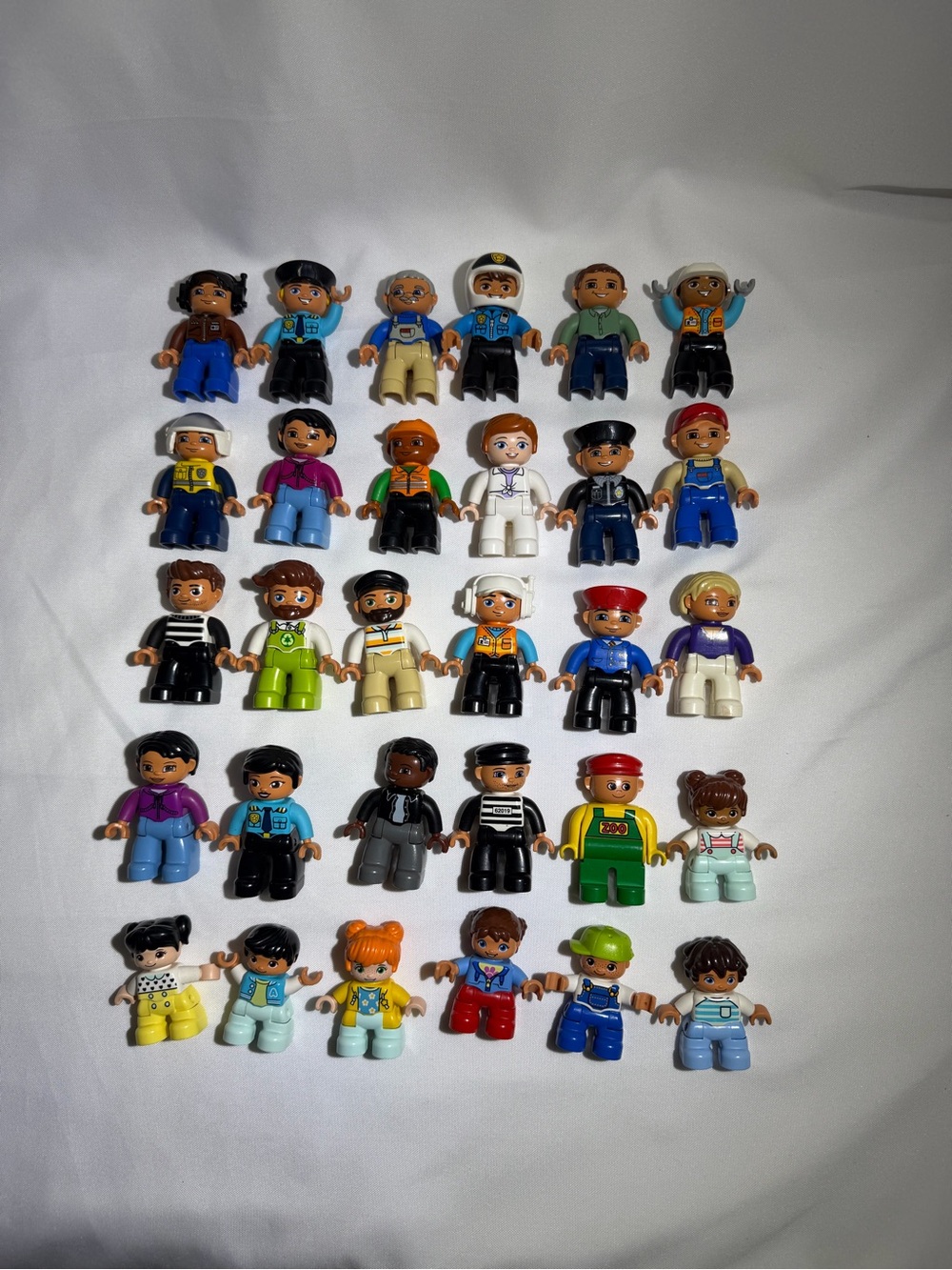 Lego Diverse Minifigure Lot with Blue, Red, Green, Yellow, White, Black, Purple